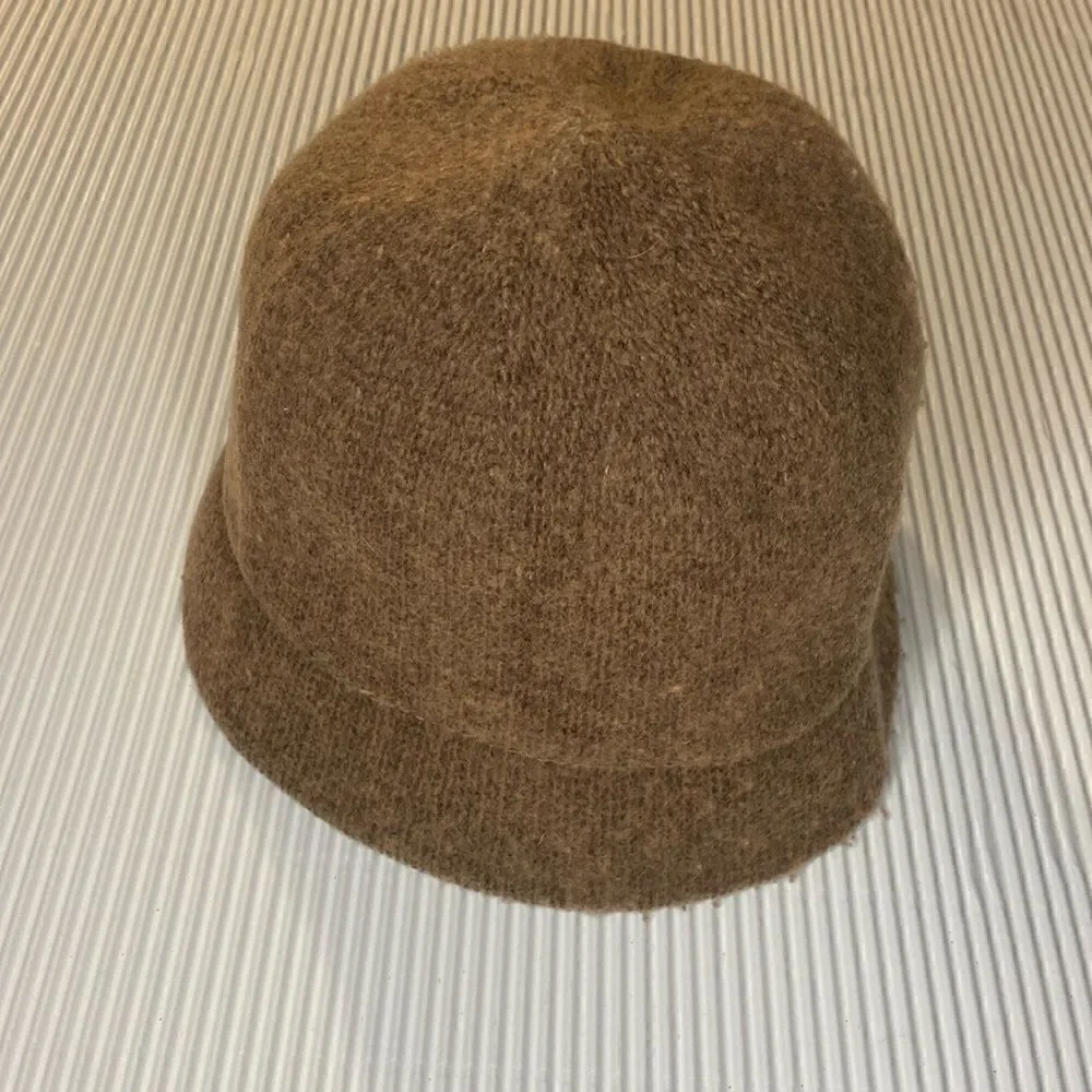 Wool blend bucket hat by August
